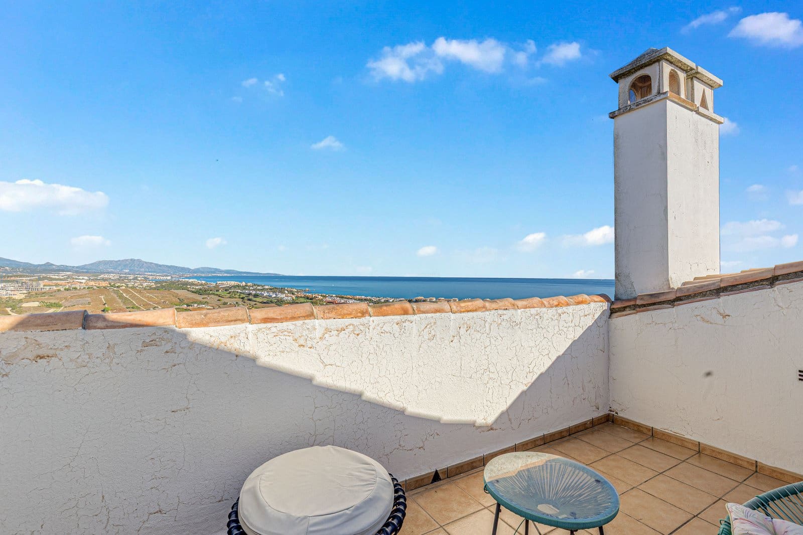 5 bedroom Townhouse for sale in Manilva with pool garage - € 499,000 (Ref: 9447082)