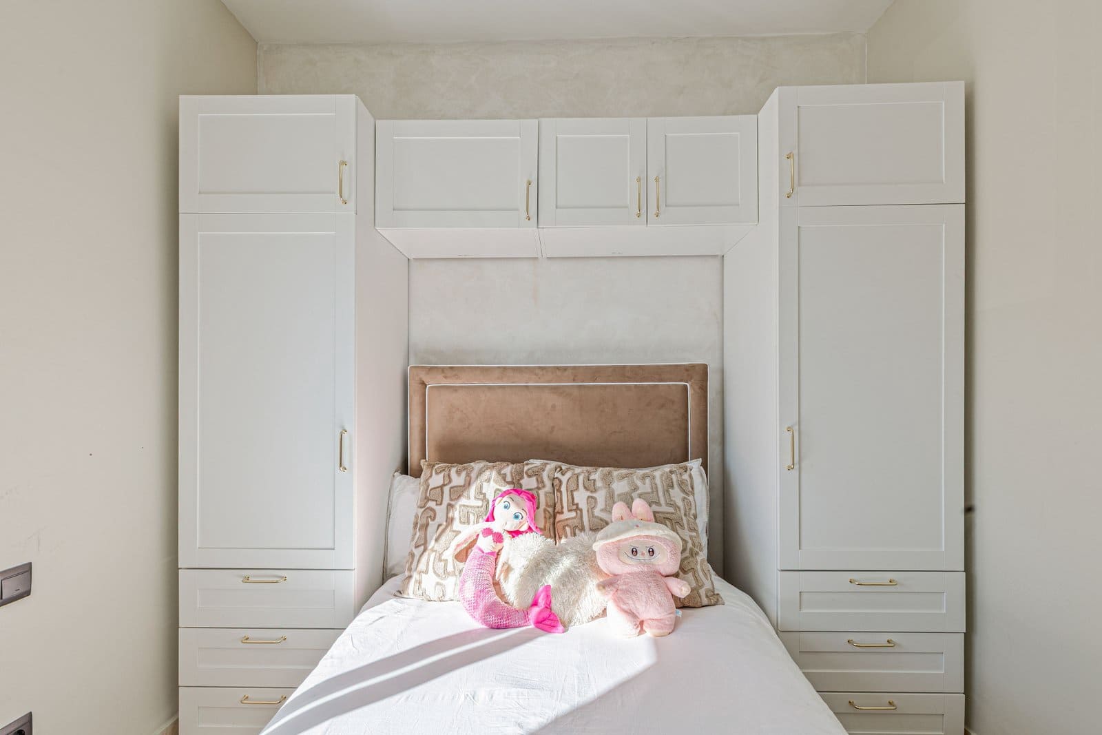 5 bedroom Townhouse for sale in Manilva with pool garage - € 499,000 (Ref: 9488657)