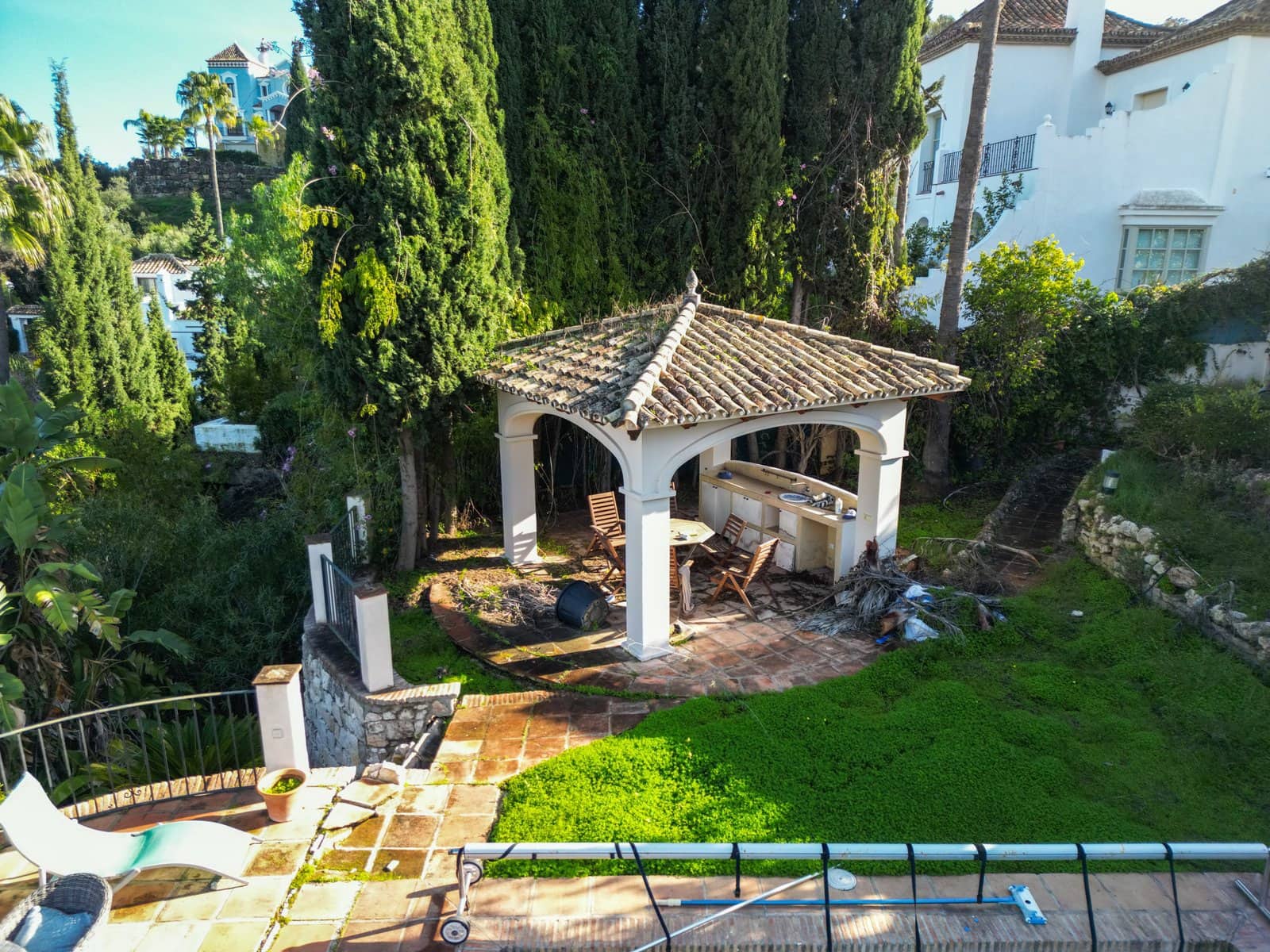 Building Plot for sale in Benahavis - € 2,300,000 (Ref: 9552683)
