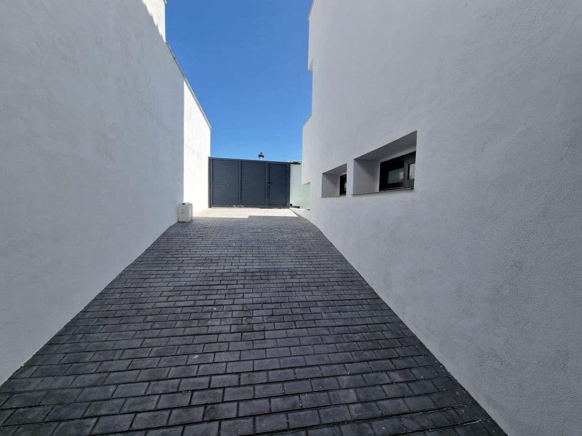 3 soverom Villa til salgs i Manilva med garasje - € 385 000 (Ref: 9563807)