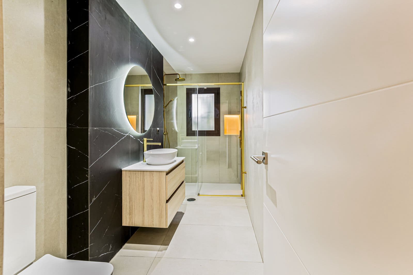 4 soveværelse Lejlighed til salg i Marbella med swimmingpool garage - € 895.000 (Ref: 9574008)