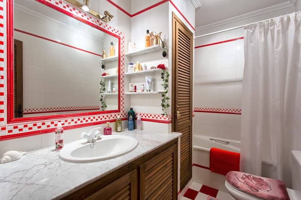 Casa de 3 habitaciones en Benahavís en venta - 375.000 € (Ref: 9665982)