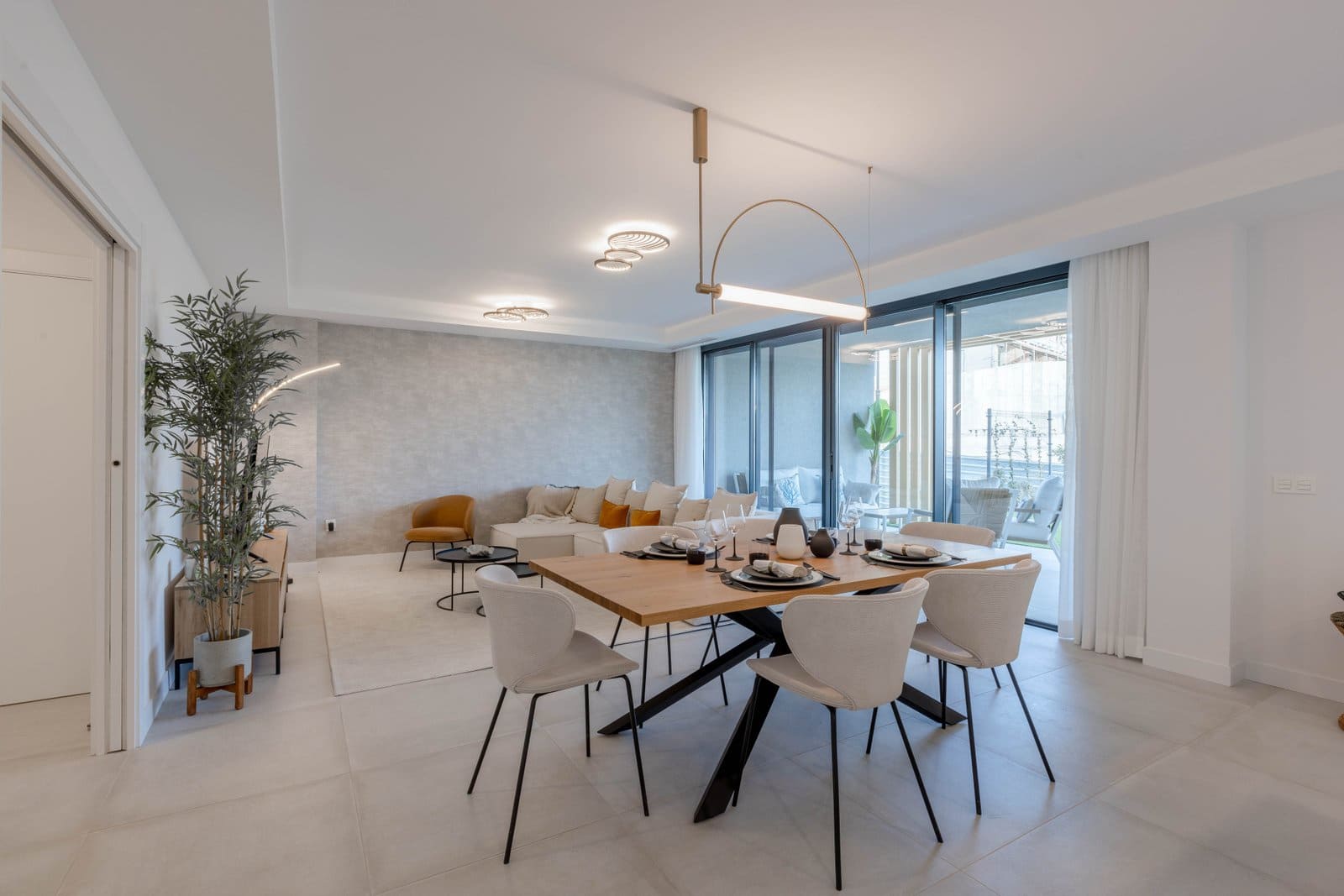 3 bedroom Villa for sale in Mijas Costa with pool - € 802,000 (Ref: 9668294)