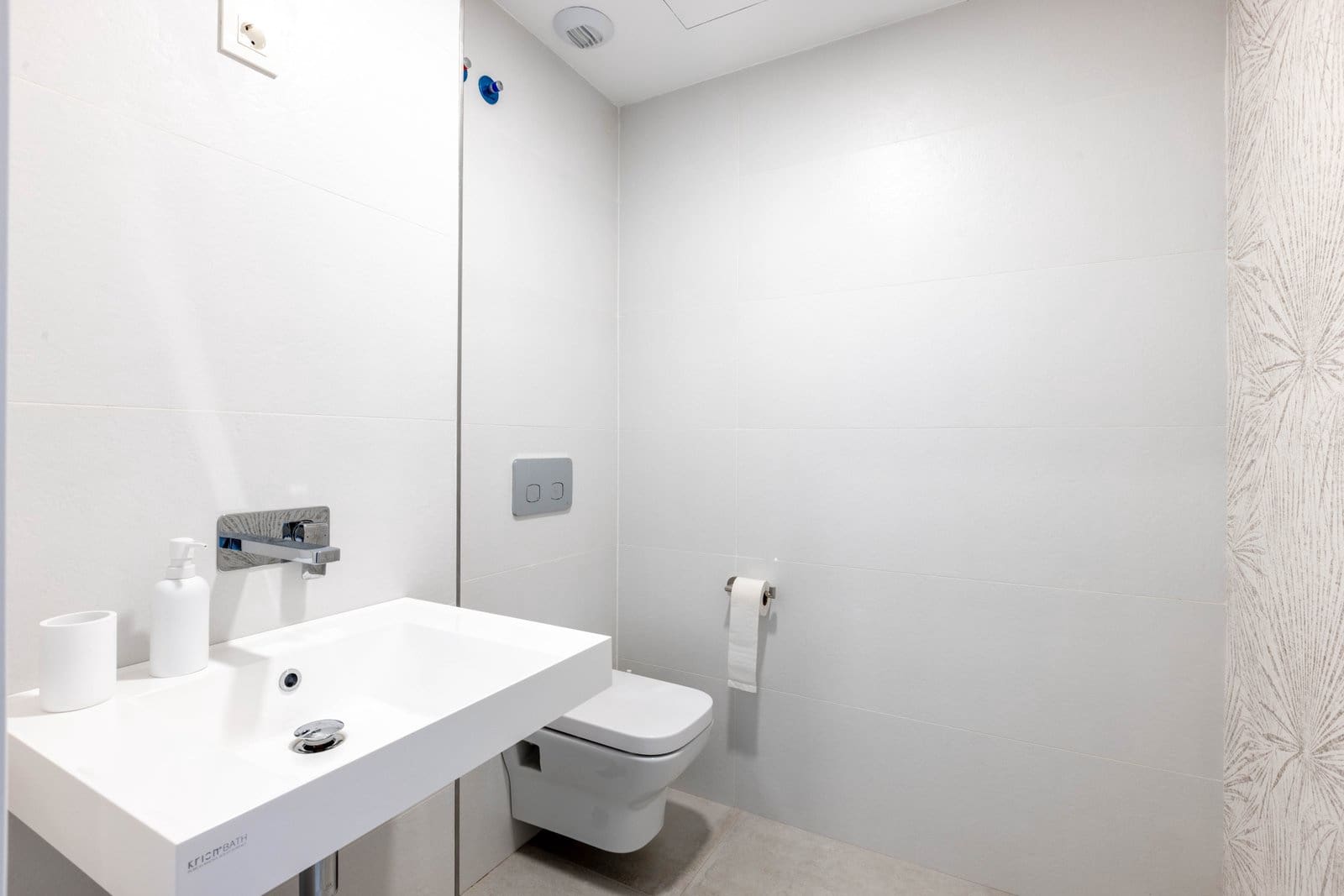 3 bedroom Villa for sale in Mijas Costa with pool - € 802,000 (Ref: 9668294)