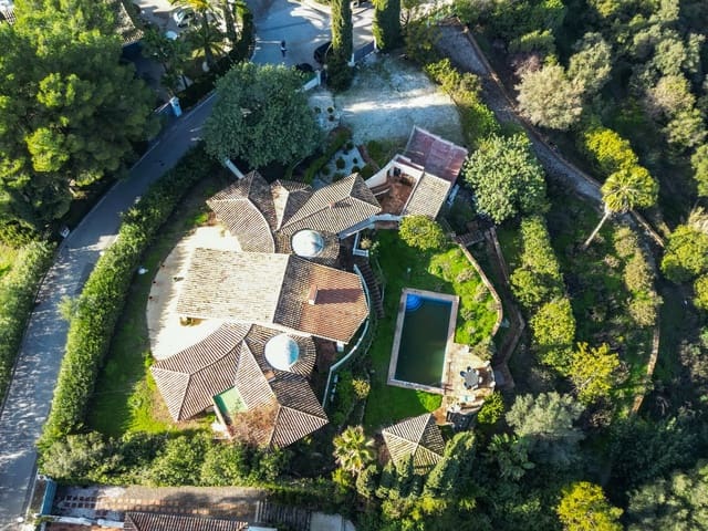 Bouwgrond te koop in Los Arqueros - Puerto del Almendro, Benahavís - € 2.300.000 (Ref: 9714563)