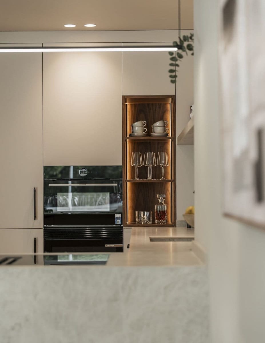 3 bedroom Apartment for sale in Benahavis with pool - € 849,000 (Ref: 9714564)