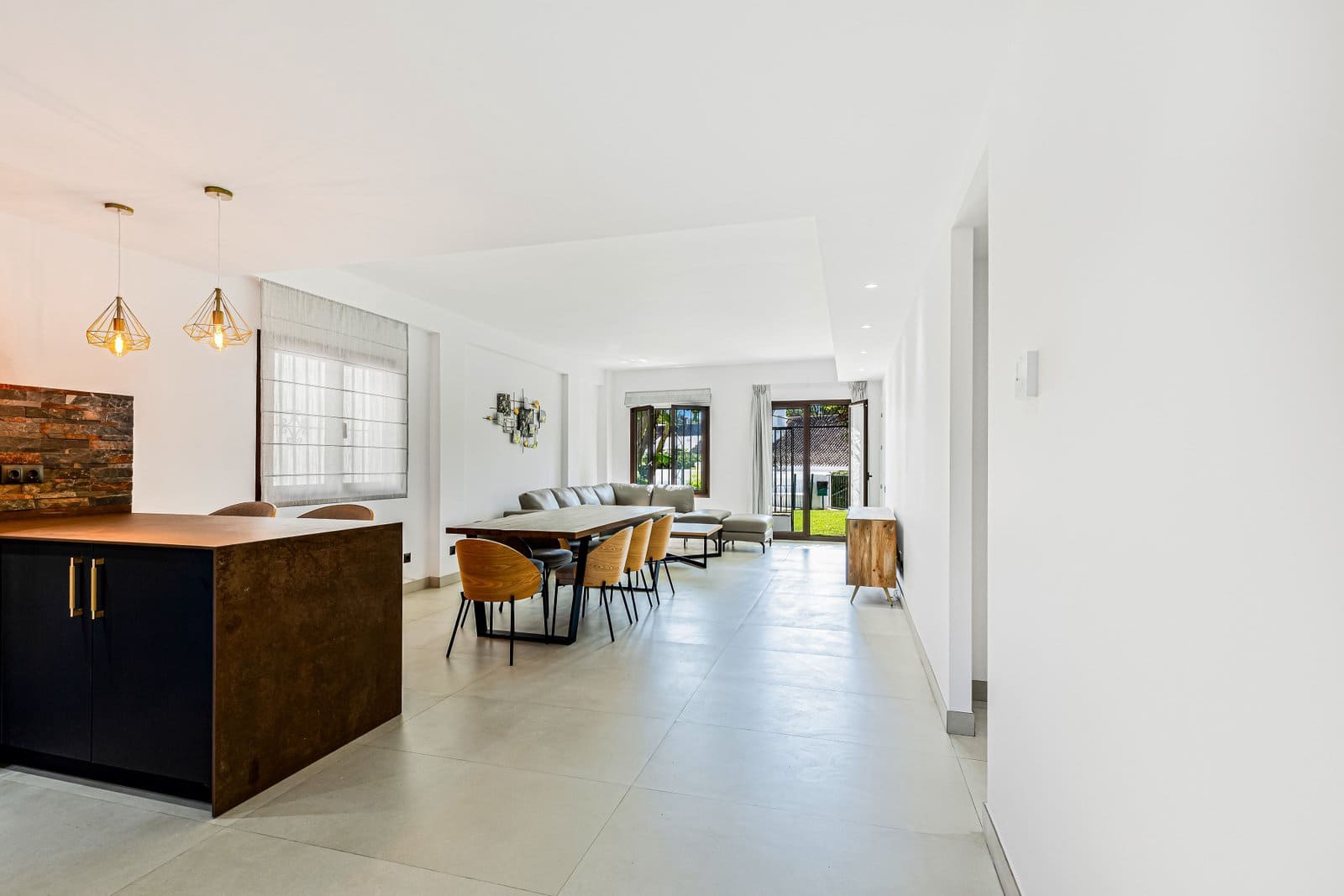 4 chambre Appartement à vendre à Marbella avec piscine garage - 895 000 € (Ref: 9743061)