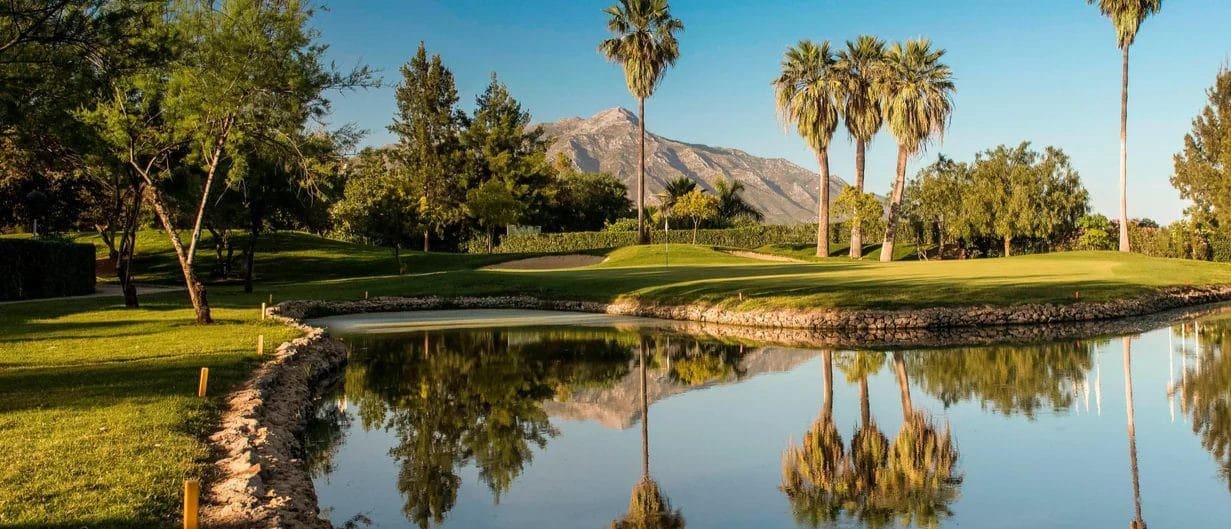 4 sovrum Lägenhet till salu i Marbella med pool garage - 895 000 € (Ref: 9761805)