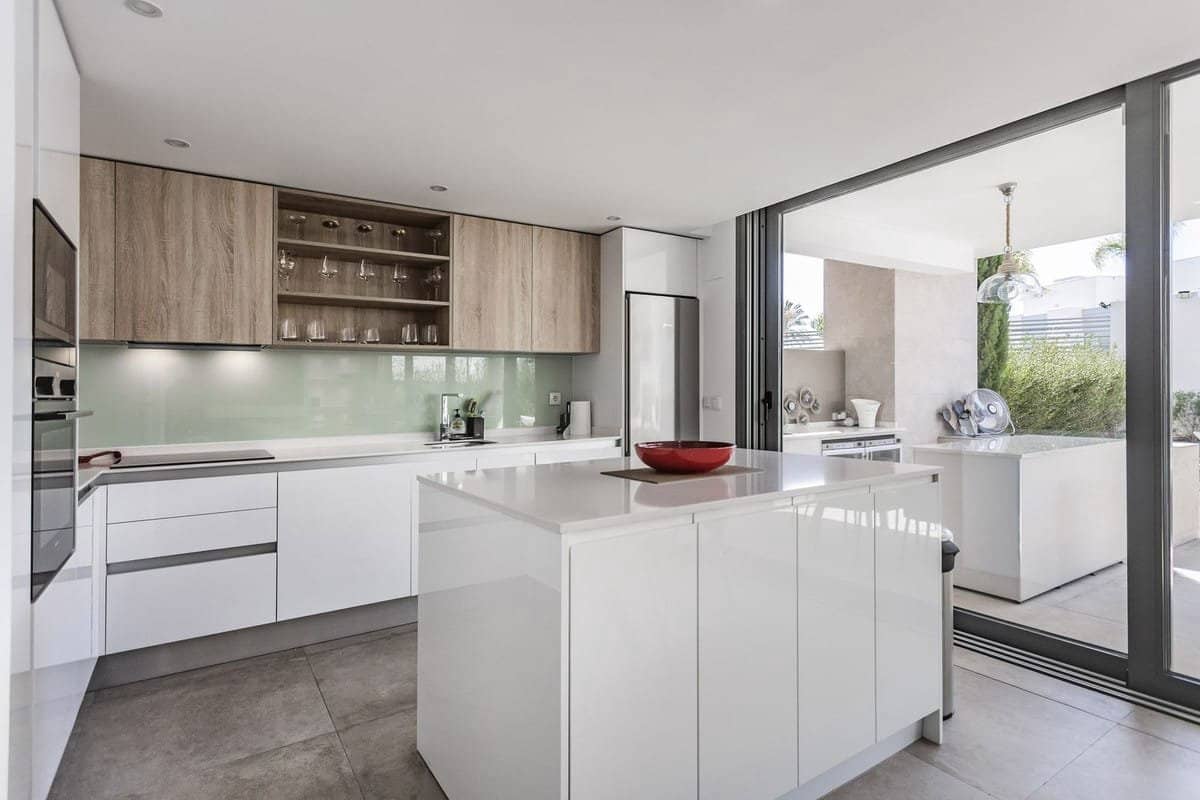 2 bedroom Apartment for sale in Cancelada with pool garage - € 515,000 (Ref: 9761807)