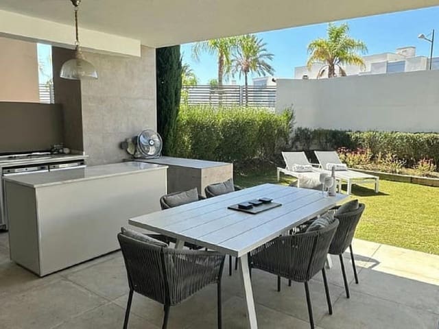 2 sovrum Lägenhet till salu i Cancelada, Estepona med pool garage - 515 000 € (Ref: 9776979)