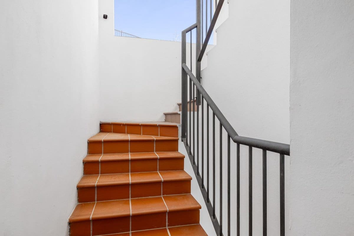 3 sypialnia Apartament na sprzedaż w Benahavis z basenem - 695 000 € (Ref: 9777829)