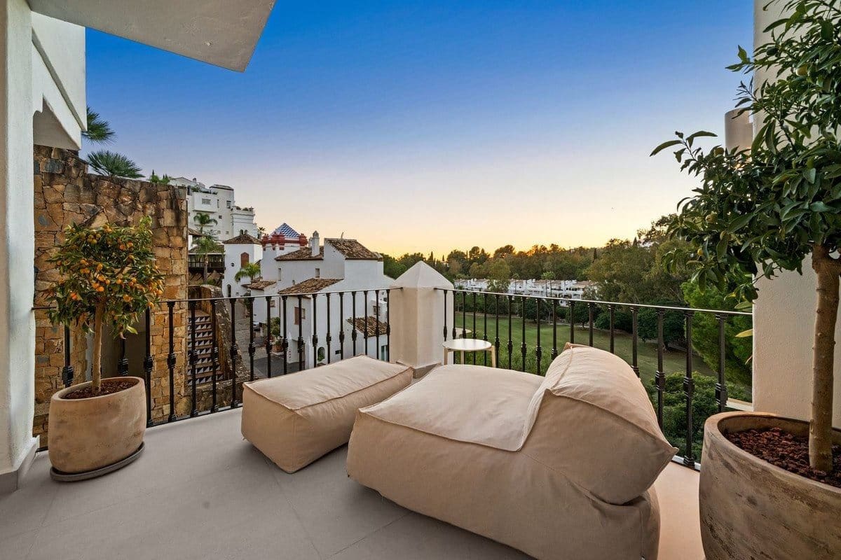 3 soveværelse Lejlighed til salg i Benahavis med swimmingpool - € 805.000 (Ref: 9795544)