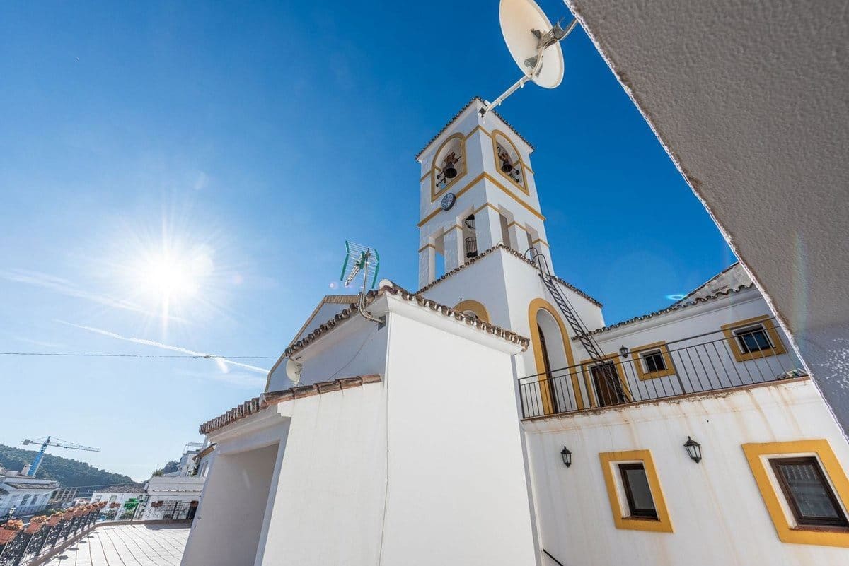 2 soveværelse Lejlighed til salg i Benahavis - € 385.000 (Ref: 9795545)