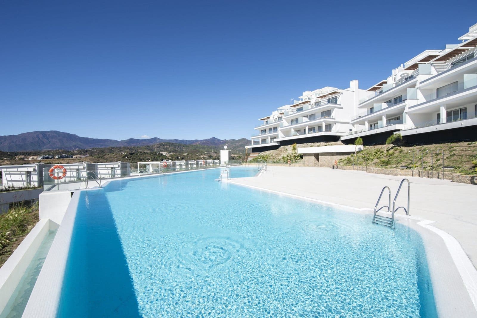 2 bedroom Penthouse for sale in Cancelada with pool garage - € 550,000 (Ref: 9805480)