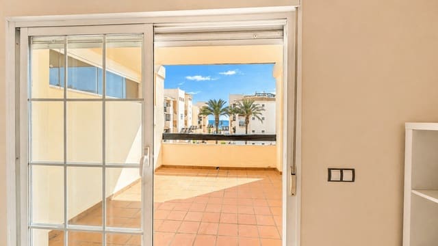 2 Zimmer Apartment zu verkaufen in San Luis de Sabinillas, Manilva mit Pool - 330.000 € (Ref: 9805487)