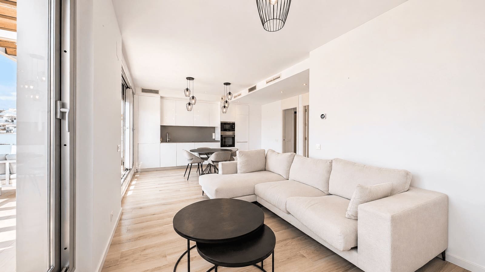 2 soverom Penthouse til salgs i Cancelada med svømmebasseng garasje - € 550 000 (Ref: 9807283)