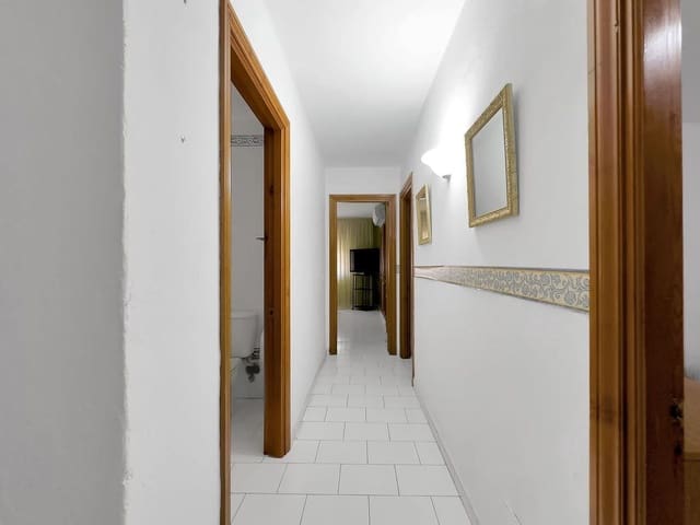 5 slaapkamer Appartement te koop in Benahavís pueblo, Benahavís - € 375.000 (Ref: 9897448)