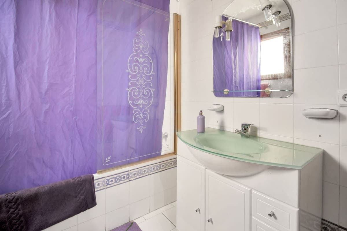 5 slaapkamer Appartement te koop in Benahavis - € 375.000 (Ref: 9897448)