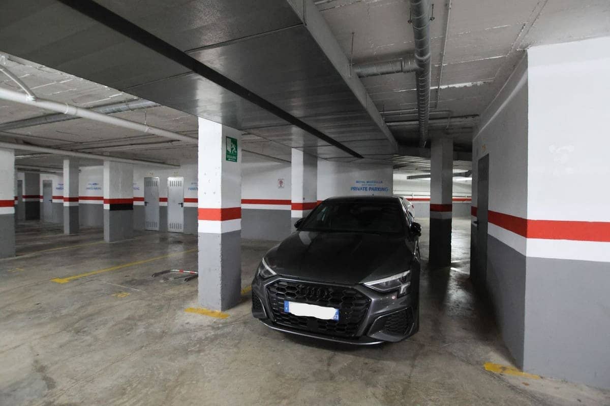 3 makuuhuone Kattohuoneisto myytävänä paikassa Benahavis mukana uima-altaan - 400 000 € (Ref: 9897449)