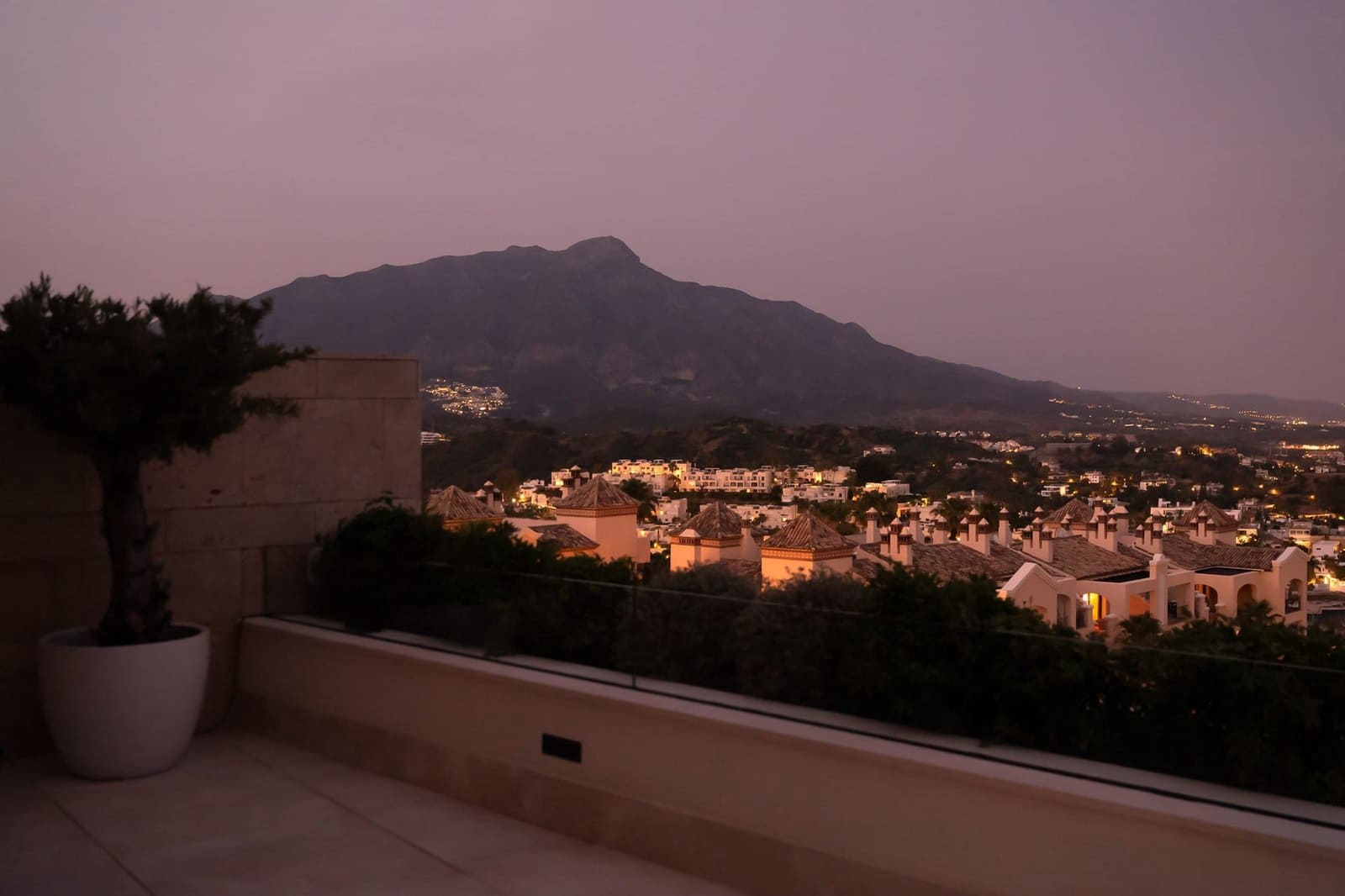 3 quarto Apartamento para venda em Benahavis com piscina - 2 295 000 € (Ref: 9986515)