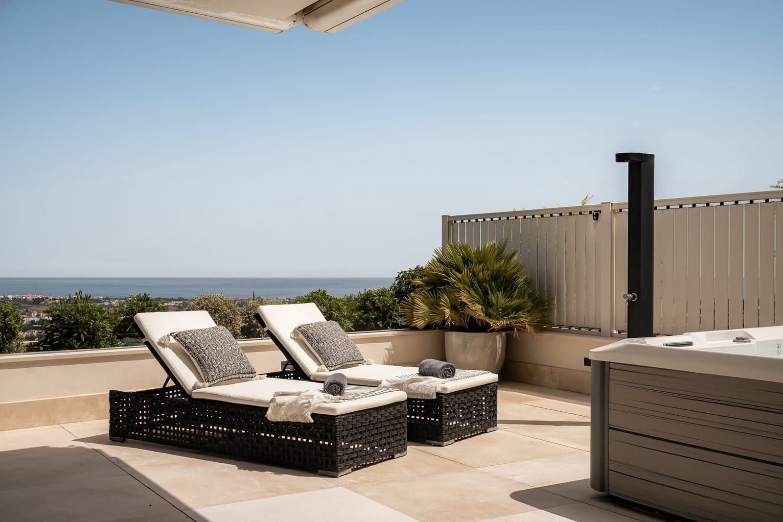 3 quarto Apartamento para venda em Benahavis com piscina - 2 295 000 € (Ref: 9986515)