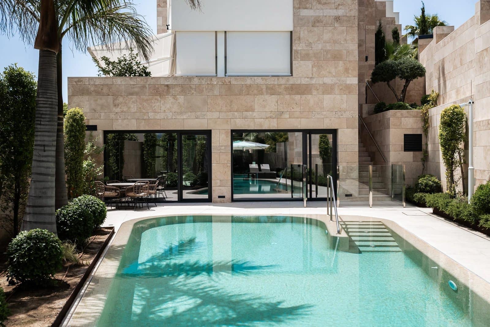 3 quarto Apartamento para venda em Benahavis com piscina - 2 295 000 € (Ref: 9986515)
