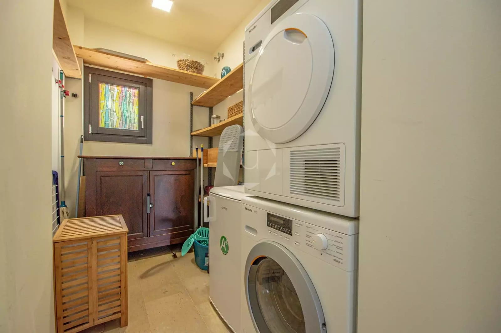 3 soveværelse Villa til leje i Sa Riera med swimmingpool garage - € 4.750 (Ref: 10027435)