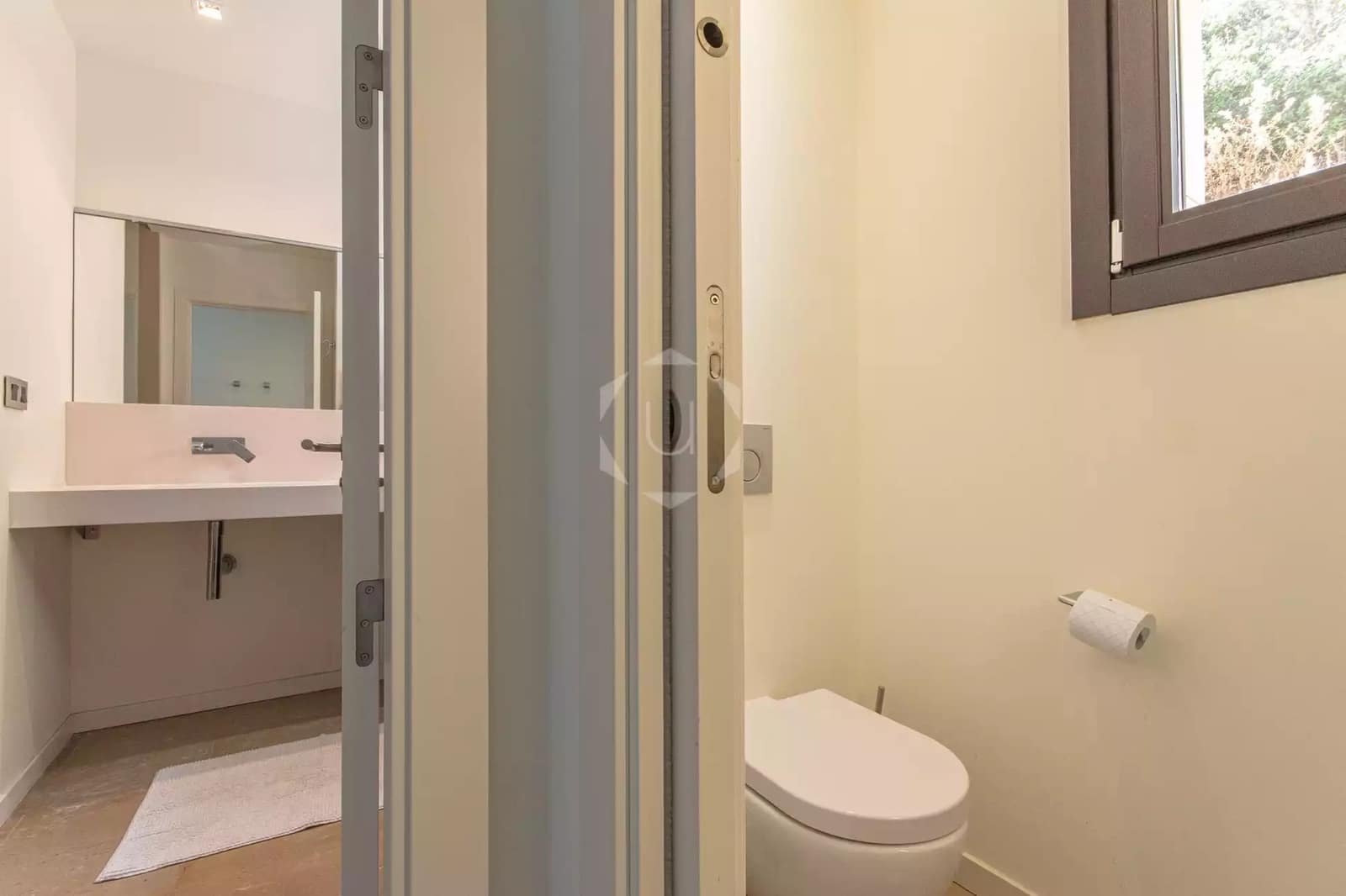 3 soveværelse Villa til leje i Sa Riera med swimmingpool garage - € 4.750 (Ref: 10027435)