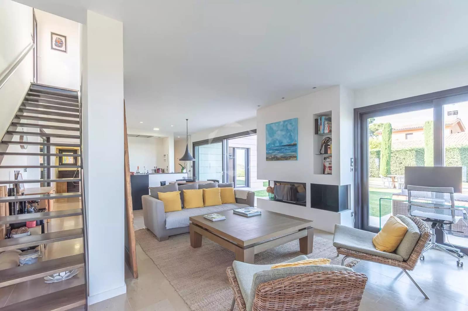 3 soveværelse Villa til leje i Sa Riera med swimmingpool garage - € 4.750 (Ref: 10027435)