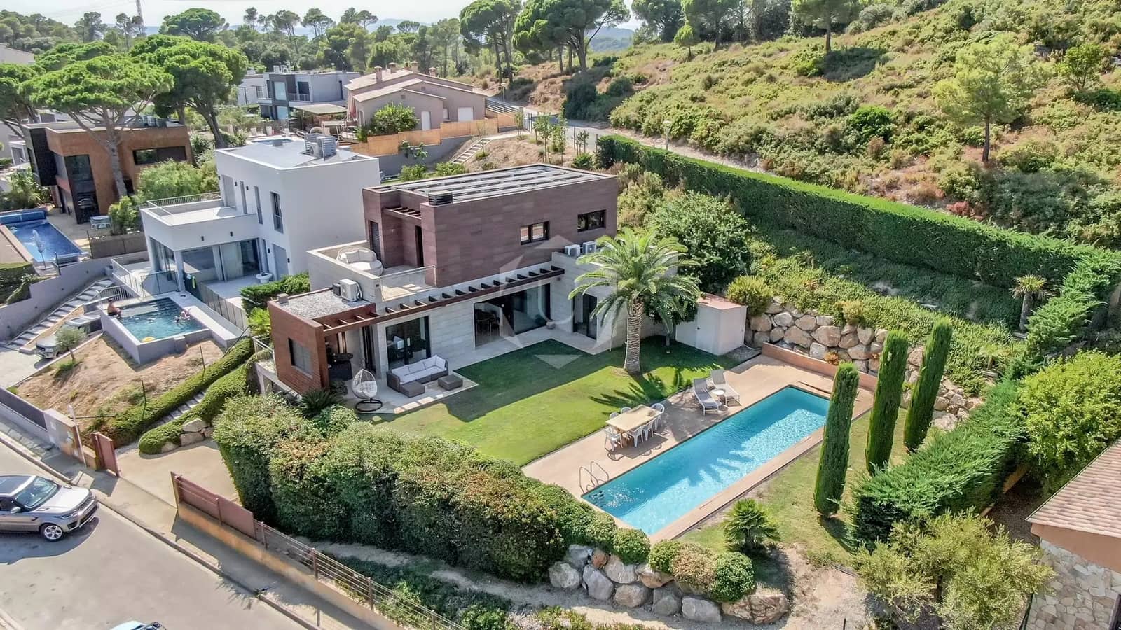 3 soveværelse Villa til leje i Sa Riera med swimmingpool garage - € 4.750 (Ref: 10027435)
