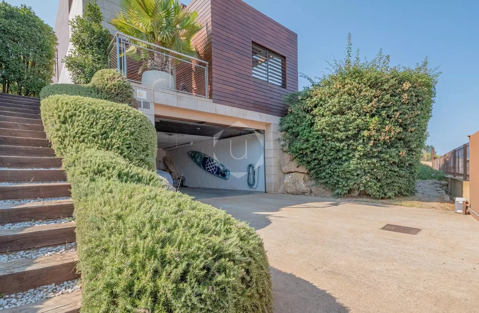 3 soveværelse Villa til leje i Sa Riera med swimmingpool garage - € 4.750 (Ref: 10027435)