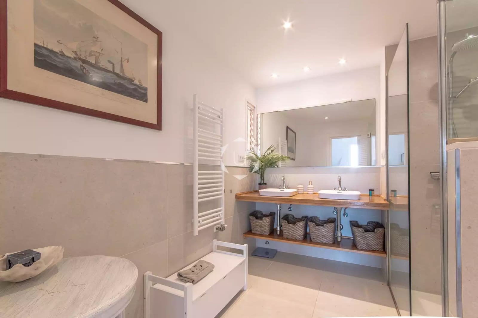 4 bedroom Beach Apartment for rent in Tamariu with pool garage - € 2,500 (Ref: 10115787)