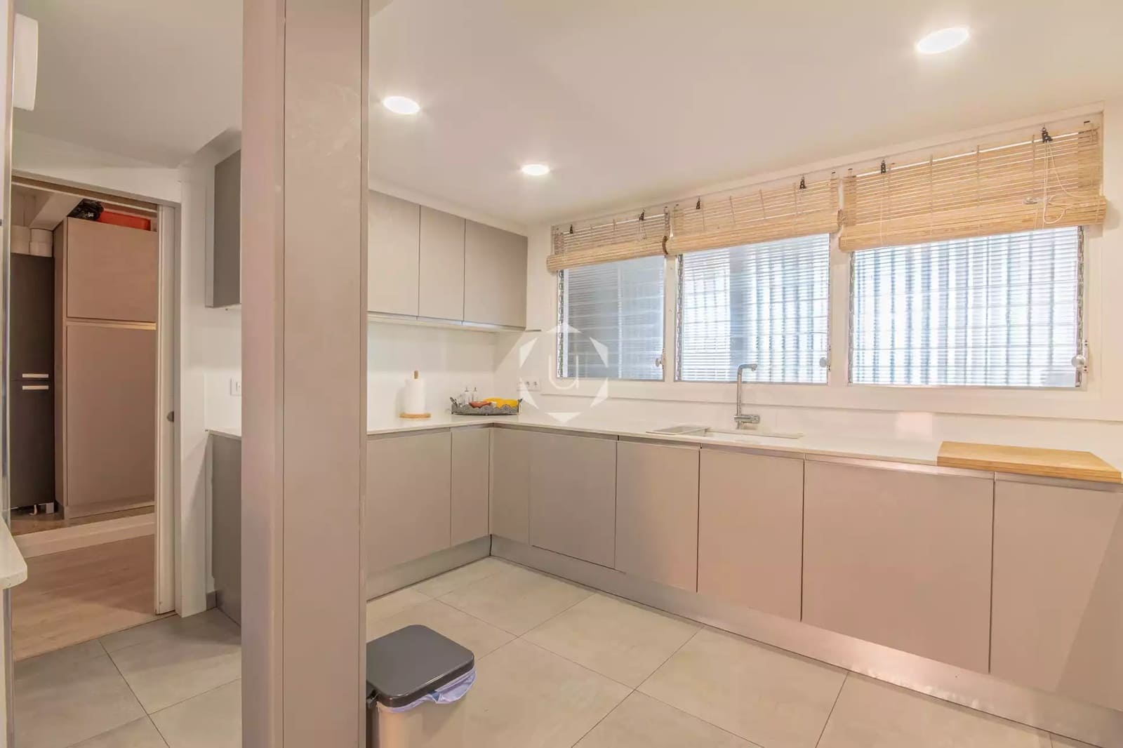 4 bedroom Beach Apartment for rent in Tamariu with pool garage - € 2,500 (Ref: 10115787)