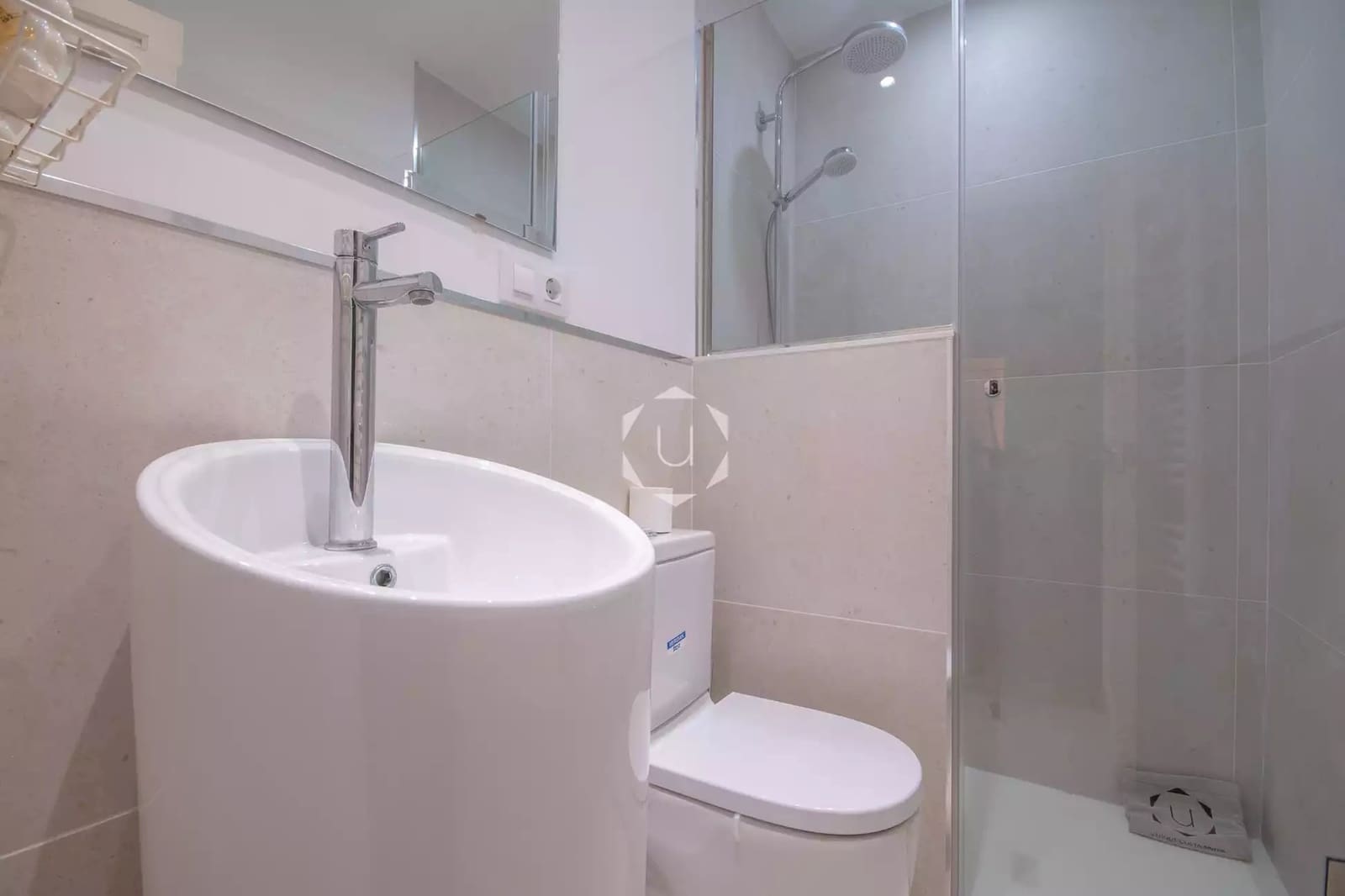 4 bedroom Beach Apartment for rent in Tamariu with pool garage - € 2,500 (Ref: 10115787)