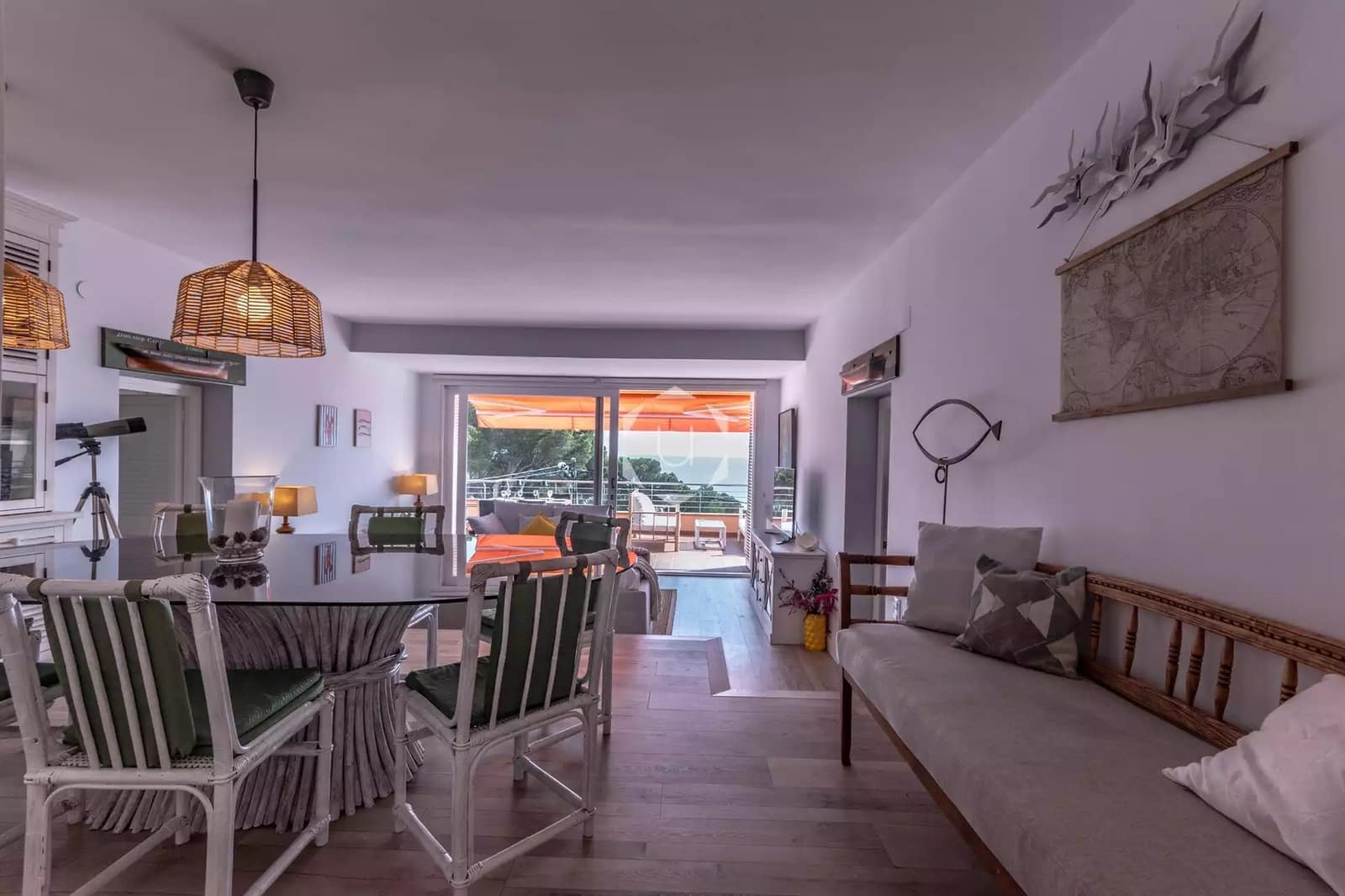 4 bedroom Beach Apartment for rent in Tamariu with pool garage - € 2,500 (Ref: 10115787)
