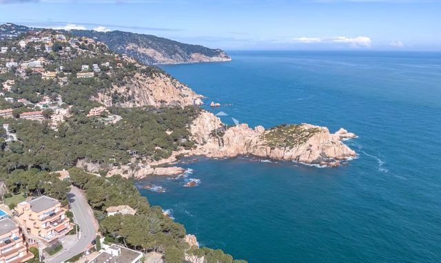 4 Zimmer Strandapartment zu vermieten in Tamariu, Palafrugell mit Pool Garage - 2.500 € (Ref: 10115787)