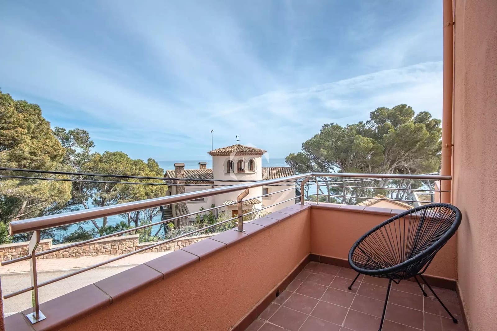 4 bedroom Beach Apartment for rent in Tamariu with pool garage - € 2,500 (Ref: 10115787)