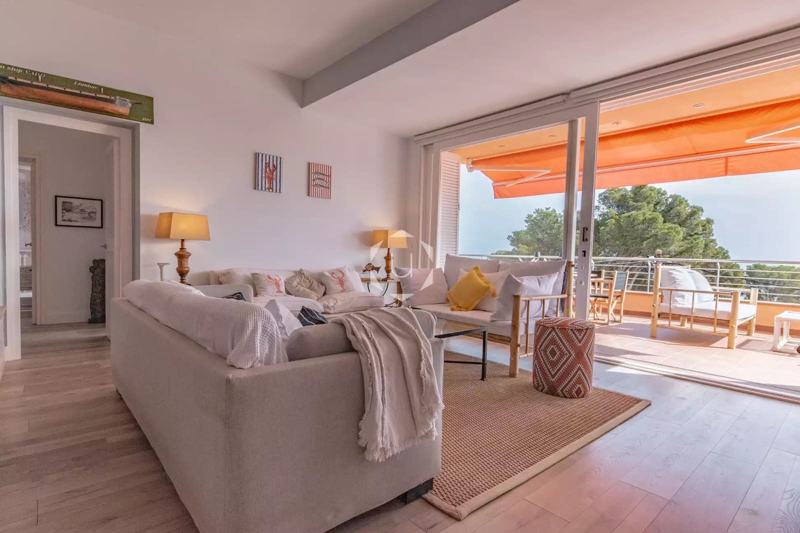 4 bedroom Beach Apartment for rent in Tamariu with pool garage - € 2,500 (Ref: 10115787)