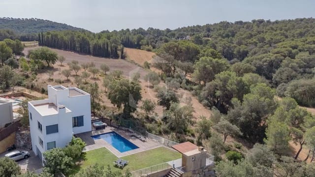 5 slaapkamer Villa te koop in Begur met garage - € 1.030.000 (Ref: 8096554)