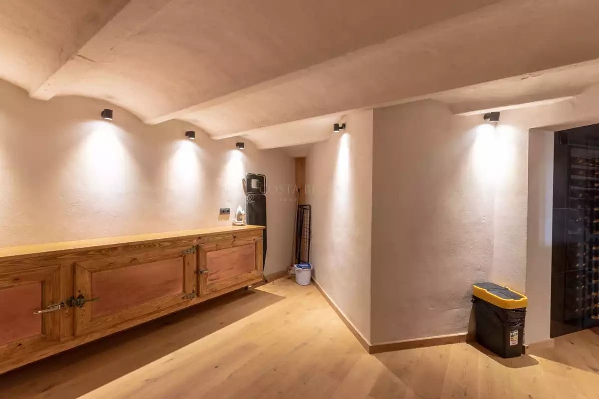 4 chambre Appartement à vendre à Begur - 2 256 884 € (Ref: 8664138)