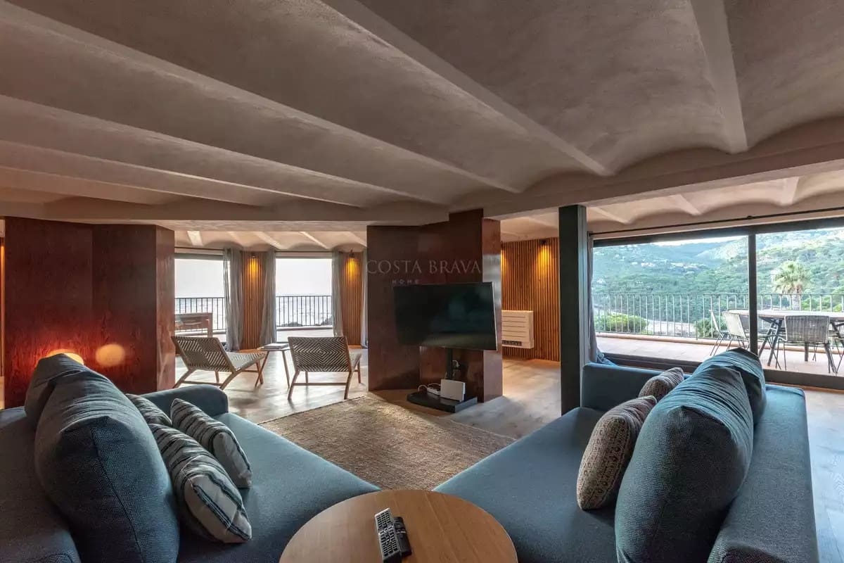 4 chambre Appartement à vendre à Begur - 2 256 884 € (Ref: 8664138)