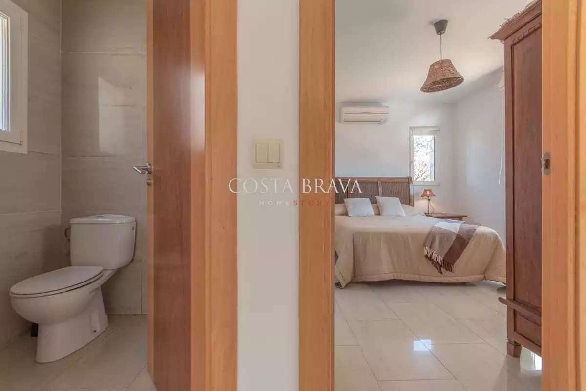 6 makuuhuone Huvila myytävänä paikassa Begur mukana uima-altaan 
autotalli - 695 000 € (Ref: 8880632)