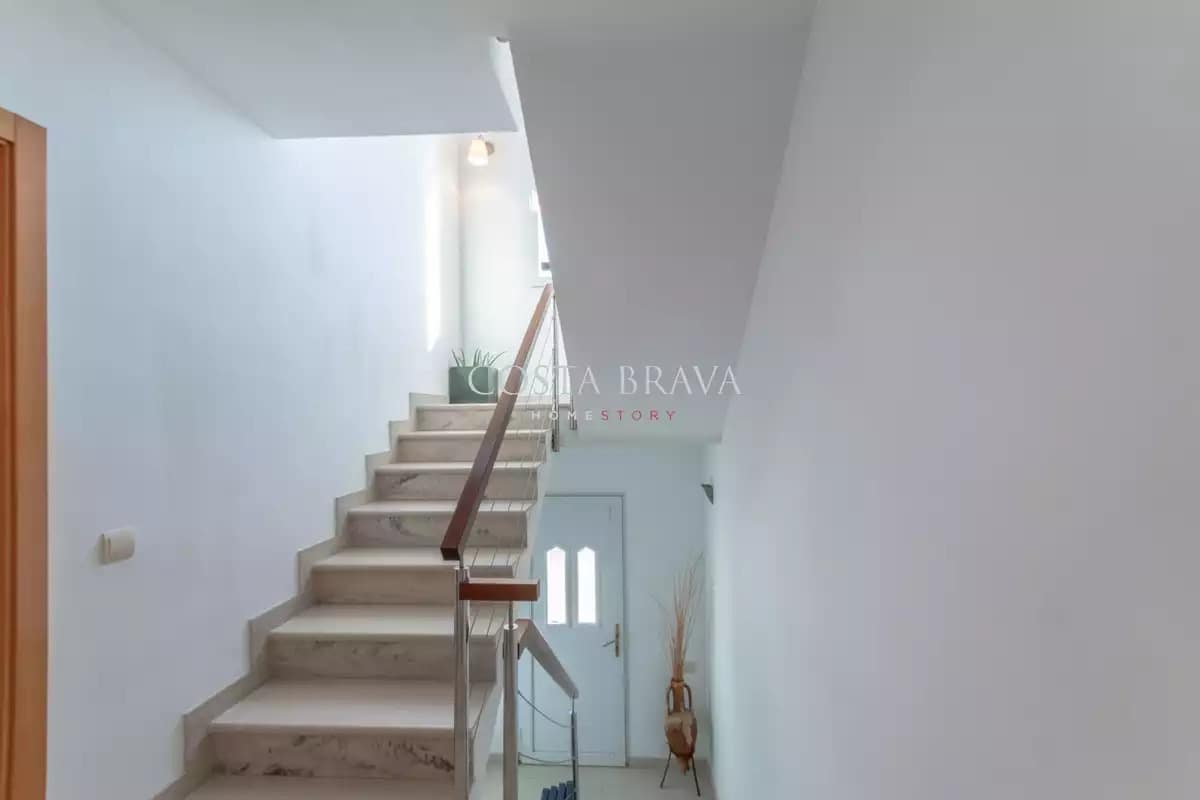 6 makuuhuone Huvila myytävänä paikassa Begur mukana uima-altaan 
autotalli - 695 000 € (Ref: 8880632)