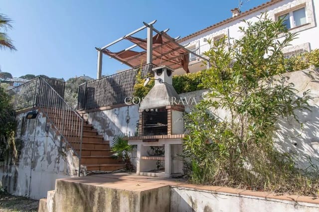 Chalet de 6 habitaciones en Begur en venta con piscina garaje - 695.000 € (Ref: 8880632)