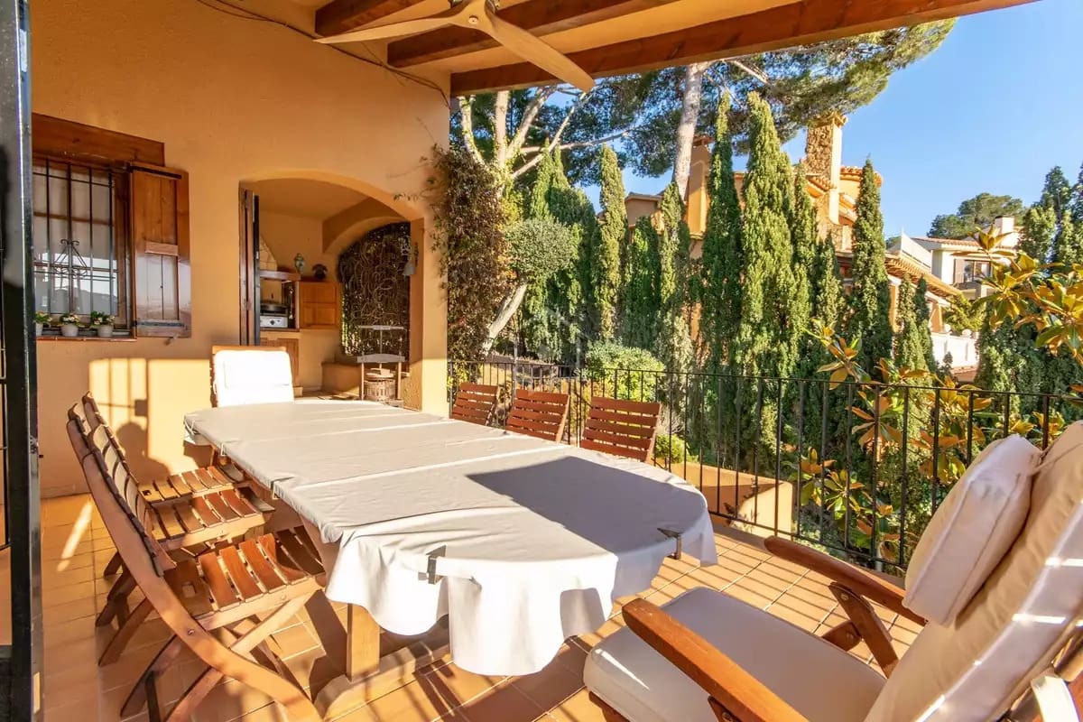 Chalet de 5 habitaciones en Tamariu en venta con piscina garaje - 1.200.000 € (Ref: 8880635)