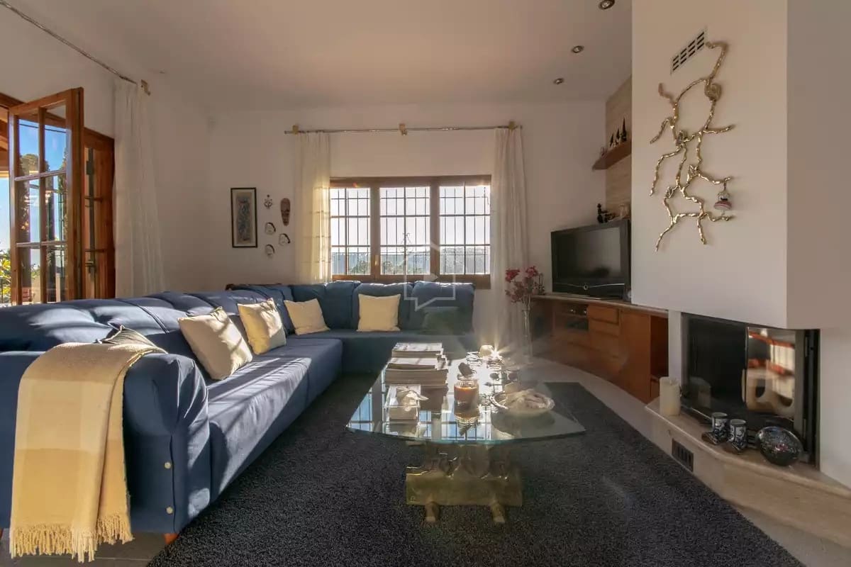 Chalet de 5 habitaciones en Tamariu en venta con piscina garaje - 1.200.000 € (Ref: 8880635)