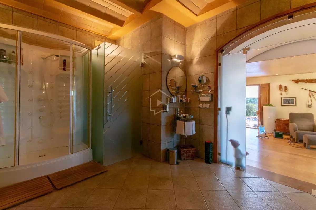 Chalet de 5 habitaciones en Tamariu en venta con piscina garaje - 1.200.000 € (Ref: 8880635)