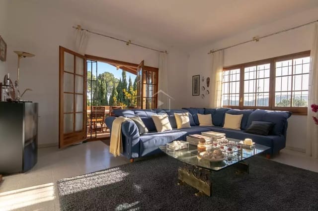 Chalet de 5 habitaciones en Tamariu, Palafrugell en venta con piscina garaje - 1.200.000 € (Ref: 8880635)