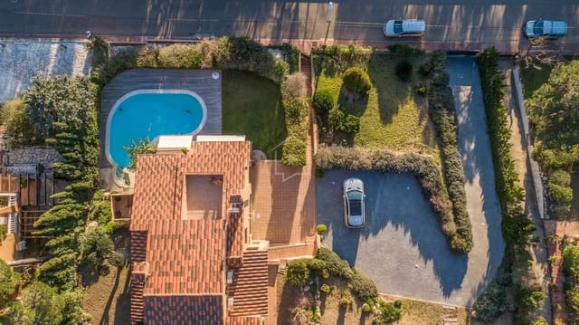 5 soveværelse Villa til salg i Tamariu, Palafrugell med swimmingpool garage - € 1.200.000 (Ref: 8880635)