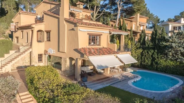 5 soveværelse Villa til salg i Tamariu, Palafrugell med swimmingpool garage - € 1.200.000 (Ref: 8880635)